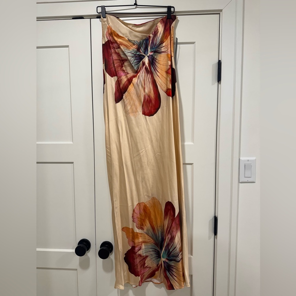 NWT Anthropologie Maxi Dress - Picture 3 of 5
